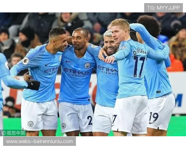 西汉姆联逆转纽卡 绍切克补时进球锁定胜局 西汉姆联逆转纽卡 绍切克补时进球锁定胜局